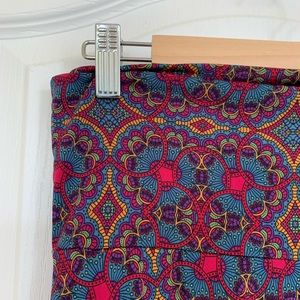 NWOT LuLaRoe Azure Skirt: L Multicolor Pattern